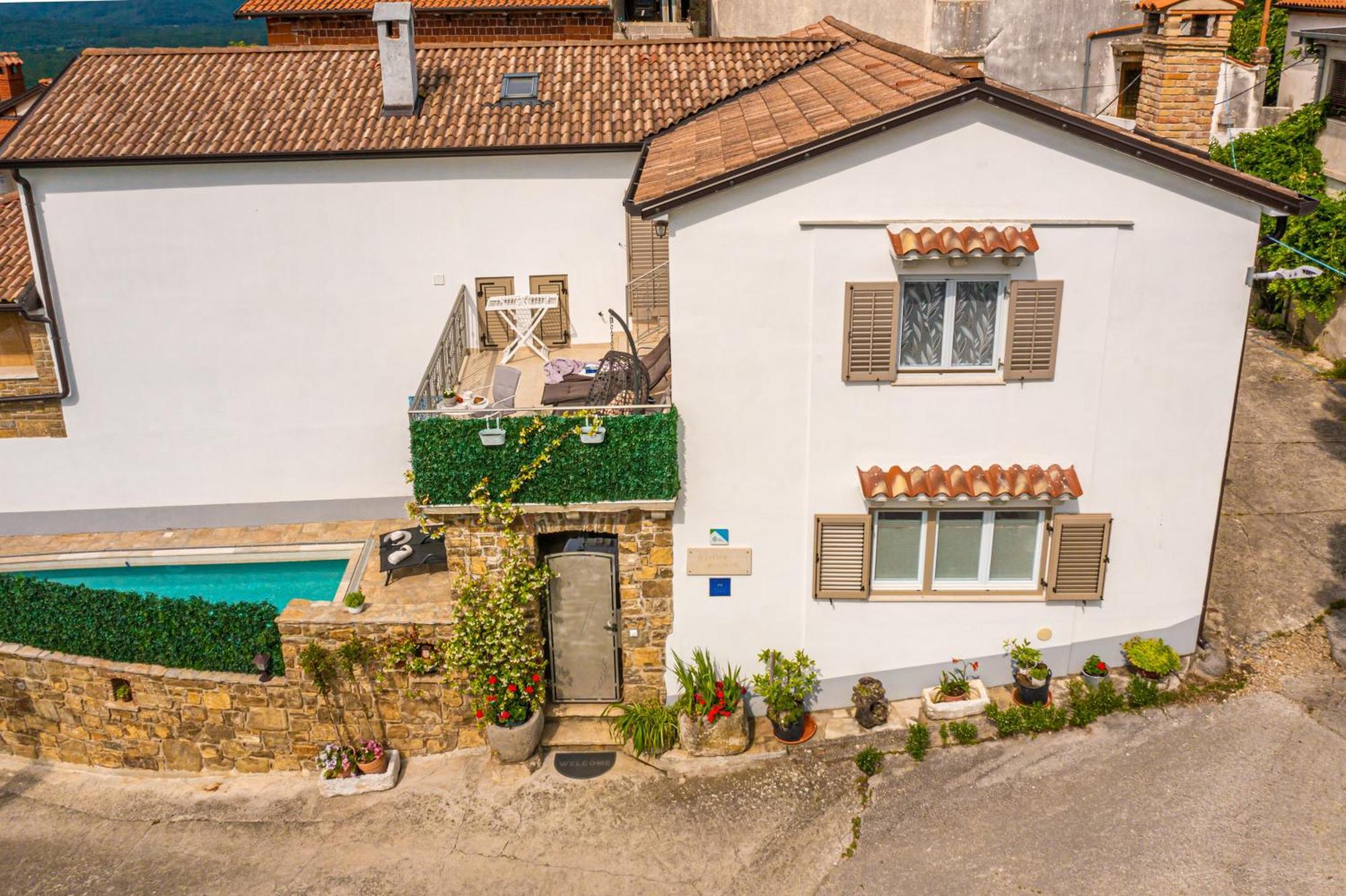 Holiday Home Belveder Motovun With Heated Pool Livade Exterior photo