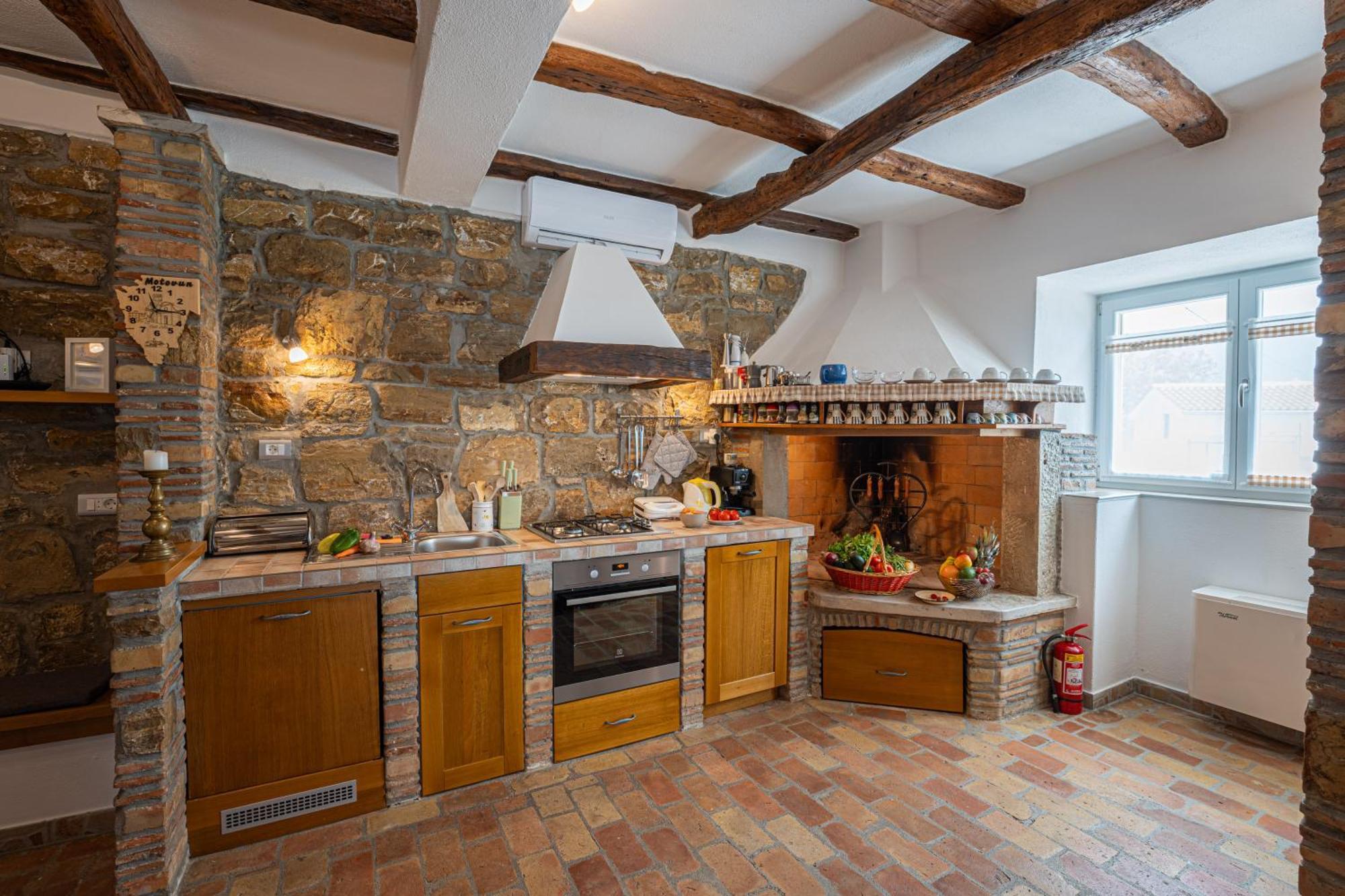 Holiday Home Belveder Motovun With Heated Pool Livade Exterior photo