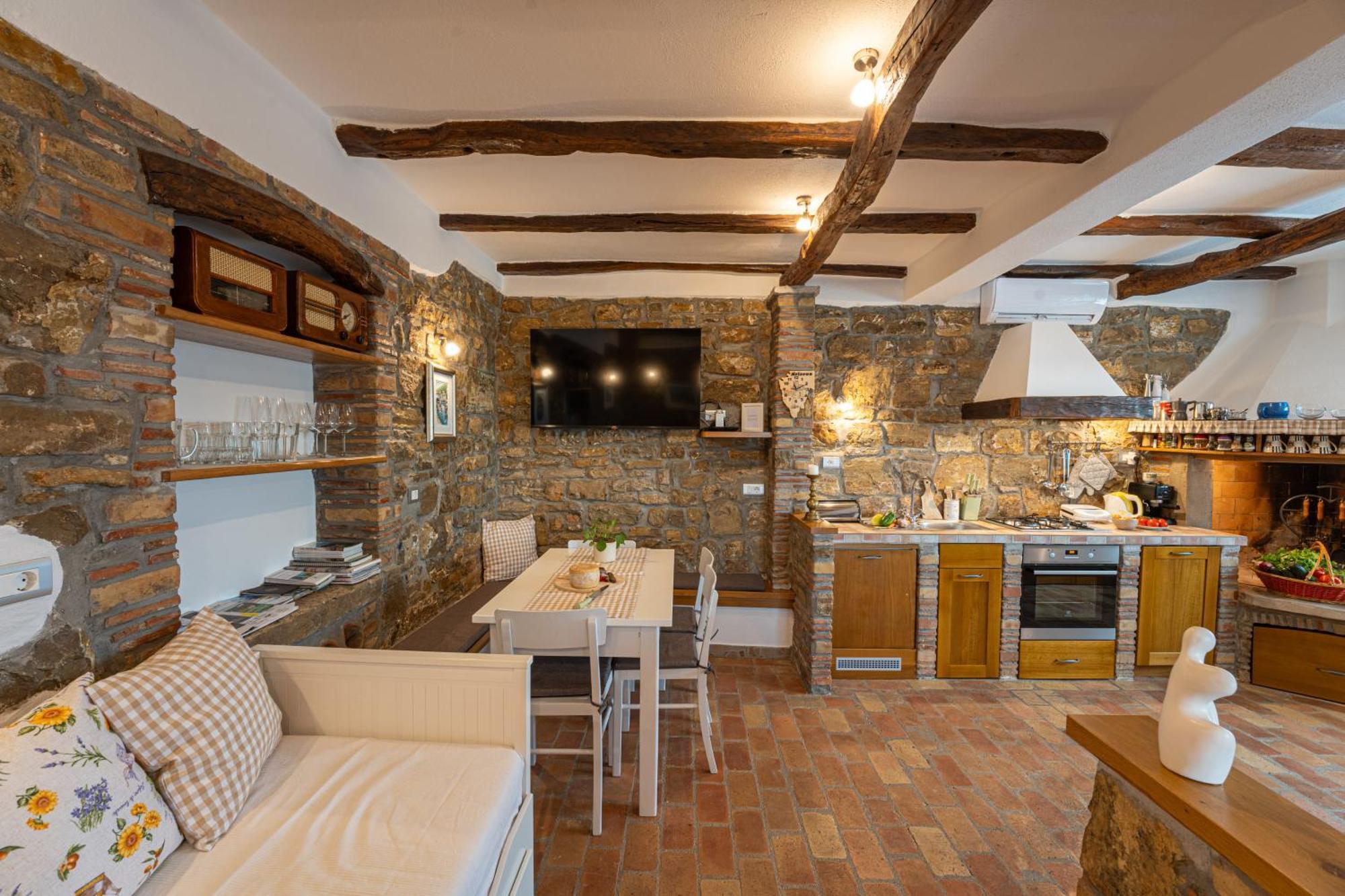 Holiday Home Belveder Motovun With Heated Pool Livade Exterior photo